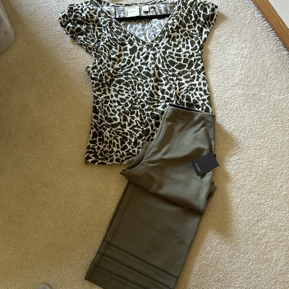 Anthropologie Dark olive green and cream print top.Cute detailing from Maeve. - Picture 6 of 6